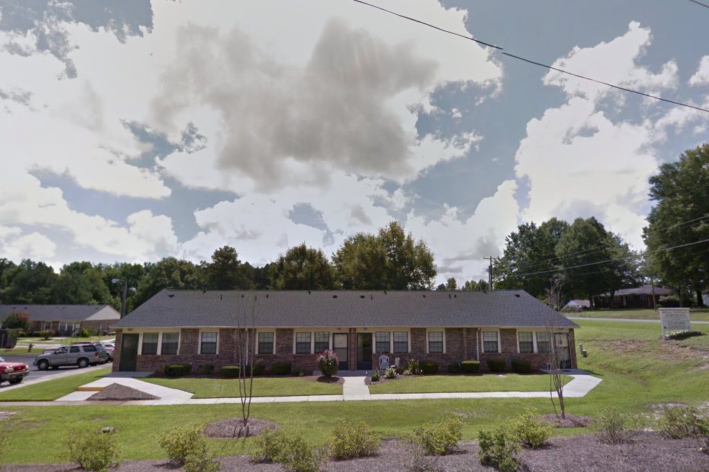Royal Pavilions Of Creedmoor