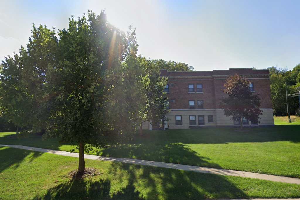Douglas Apartments
