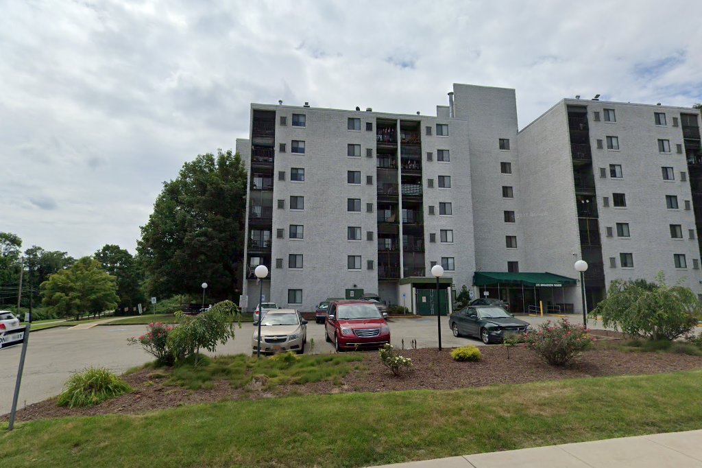 Broadview Manor