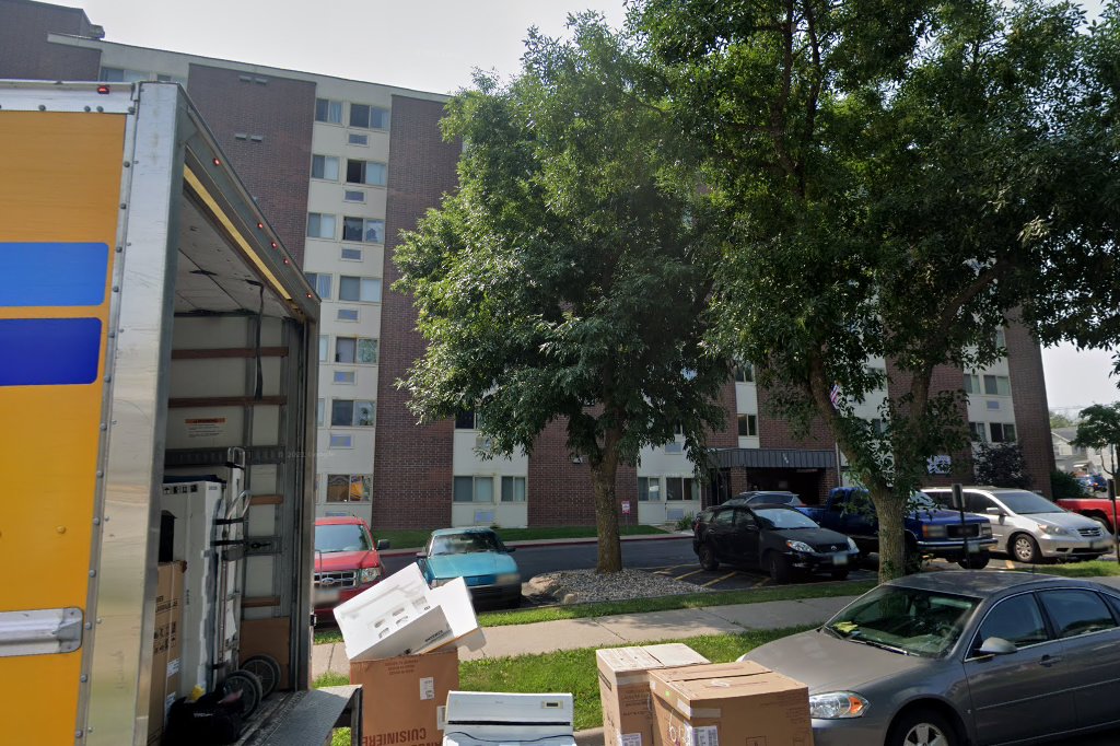 Muscatine Tower Apartments