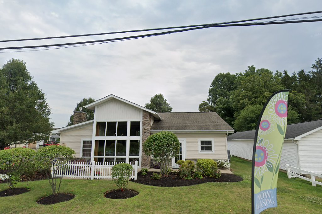 Trail West Apartments