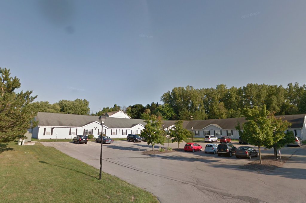 Red Maple Apartments