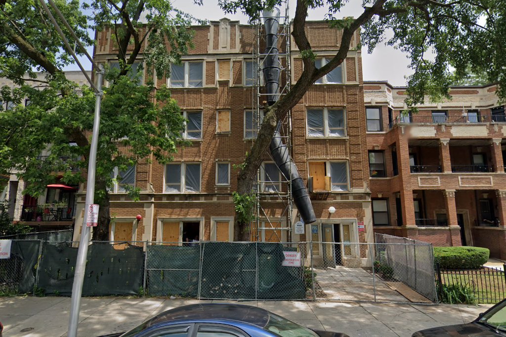 Miriam Apartments