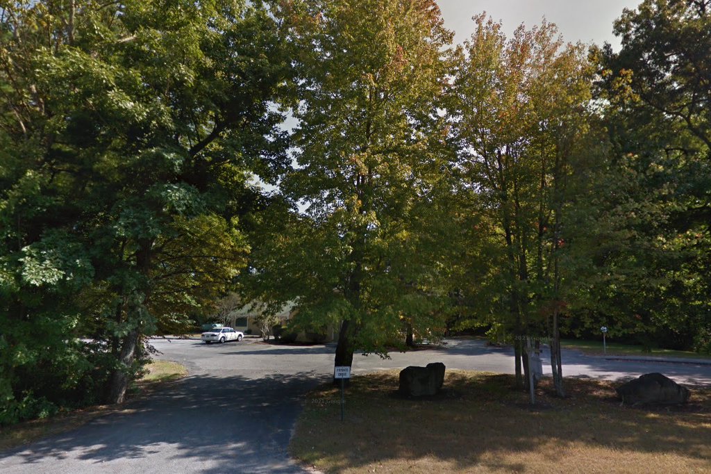 Woodview Commons