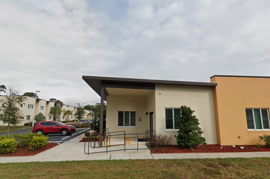 Whispering Palms Apartments