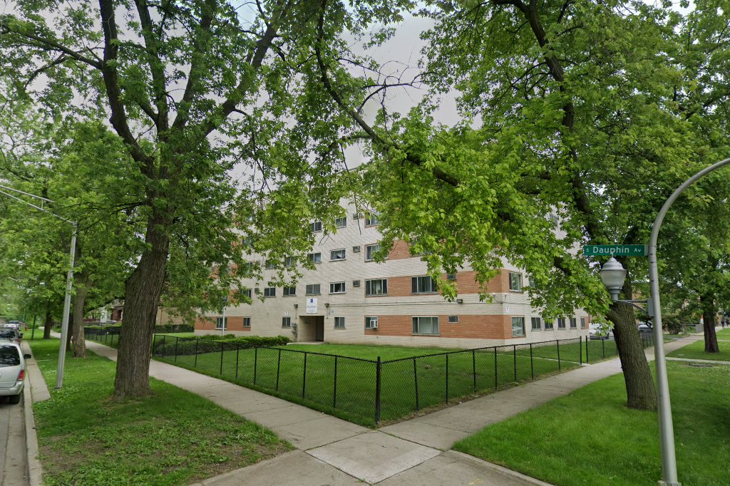 Dauphin Ave Apts