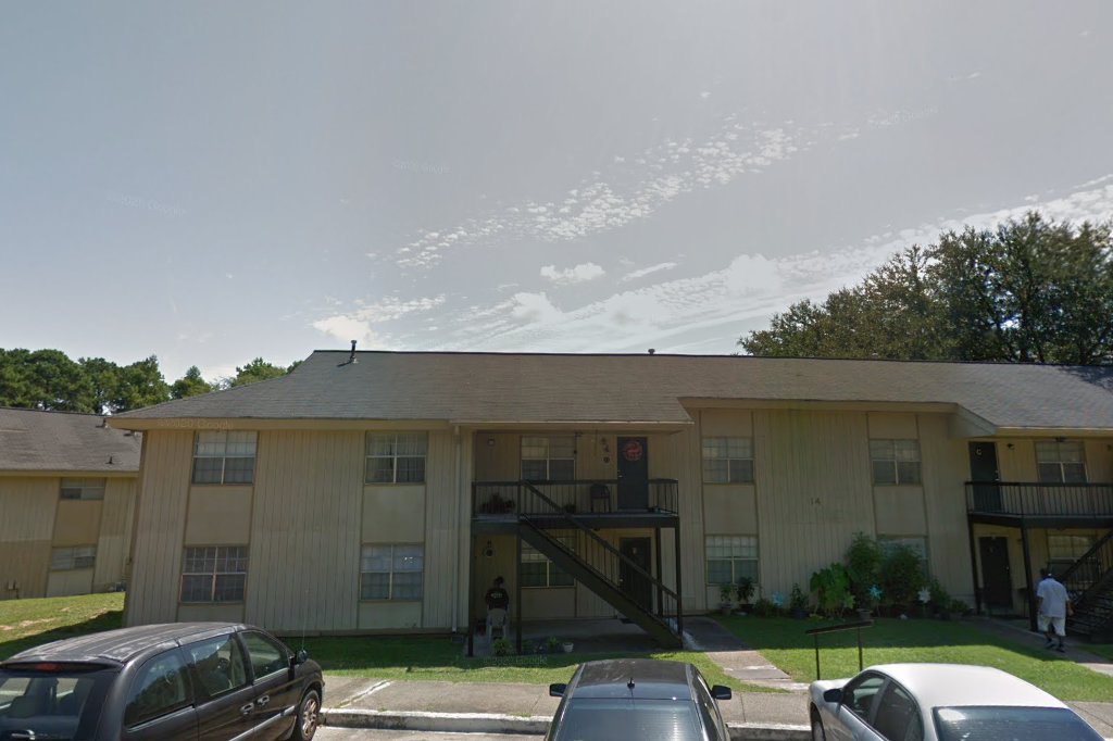 North Hills Manor