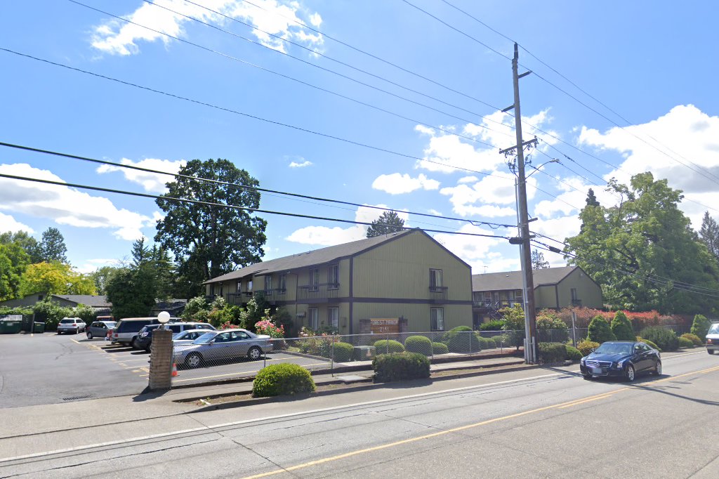 Forest Manor Apts