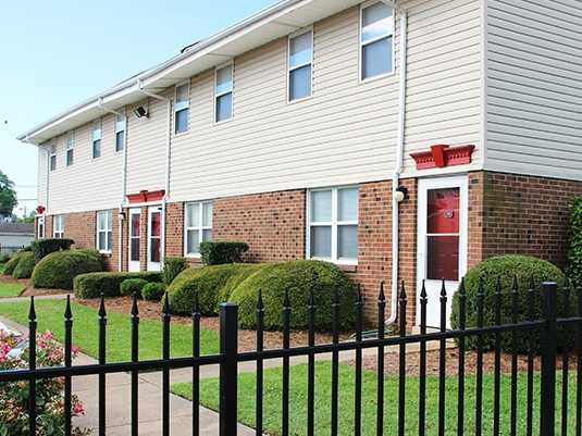 Canterbury Crossing Apartments