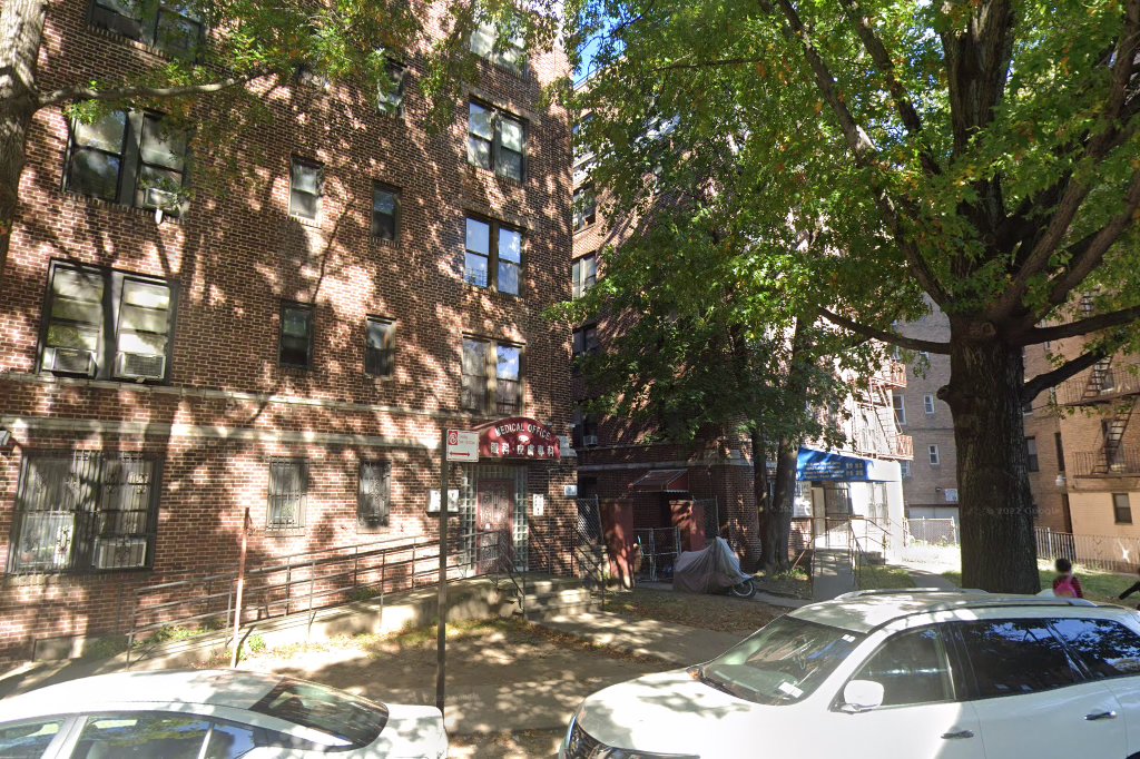 Kissena Apts