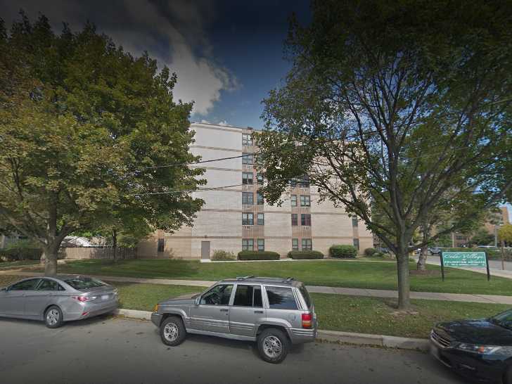 Cedar Village Of Arlington Heights