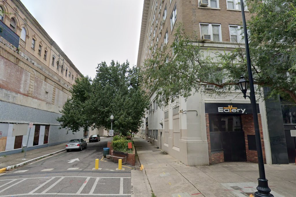 Richmond Summit Apartments