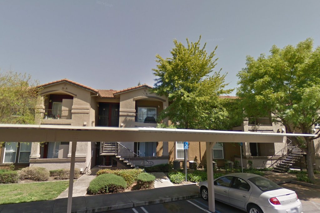 Crocker Oaks Apartments