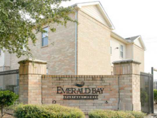 Emerald Bay Apartments Houston