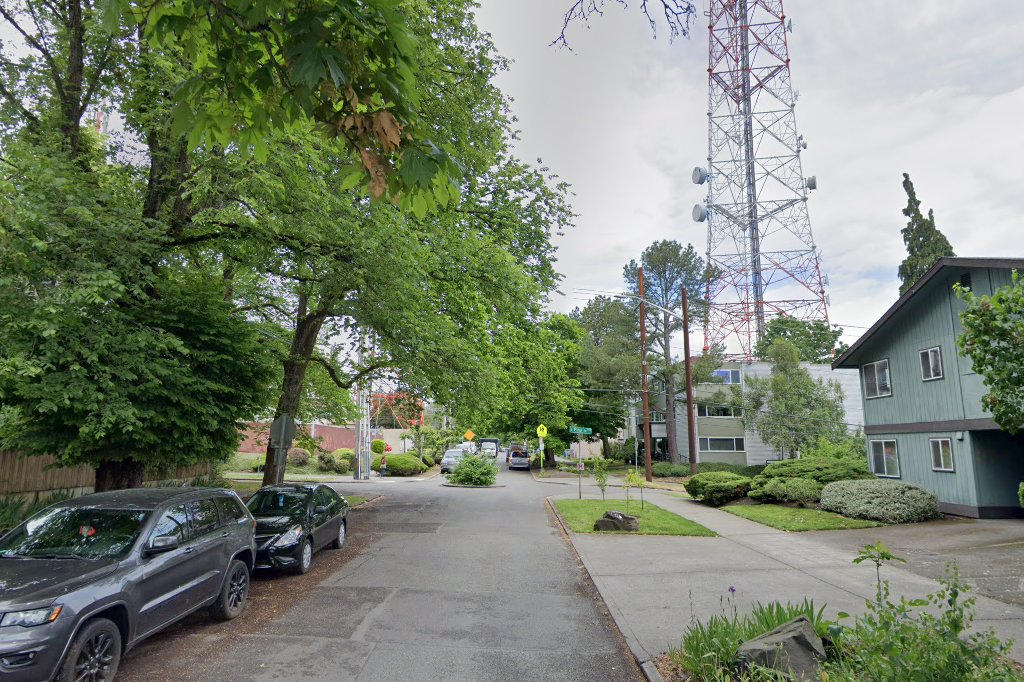 18Th Avenue Apartments