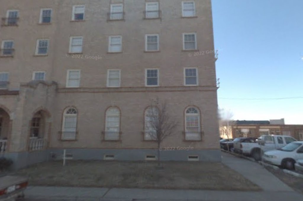 Schneider Suites