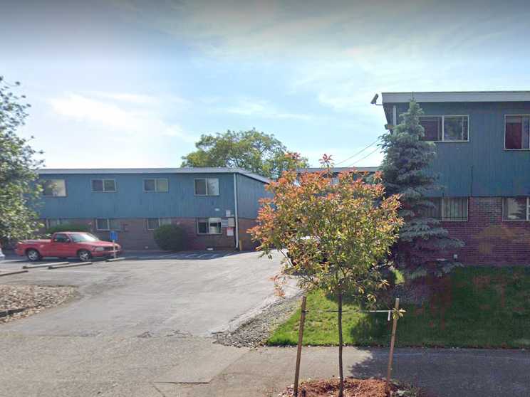 Avenue Plaza Apartments