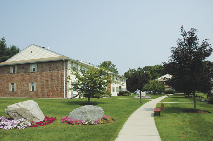 Lamplighter Village