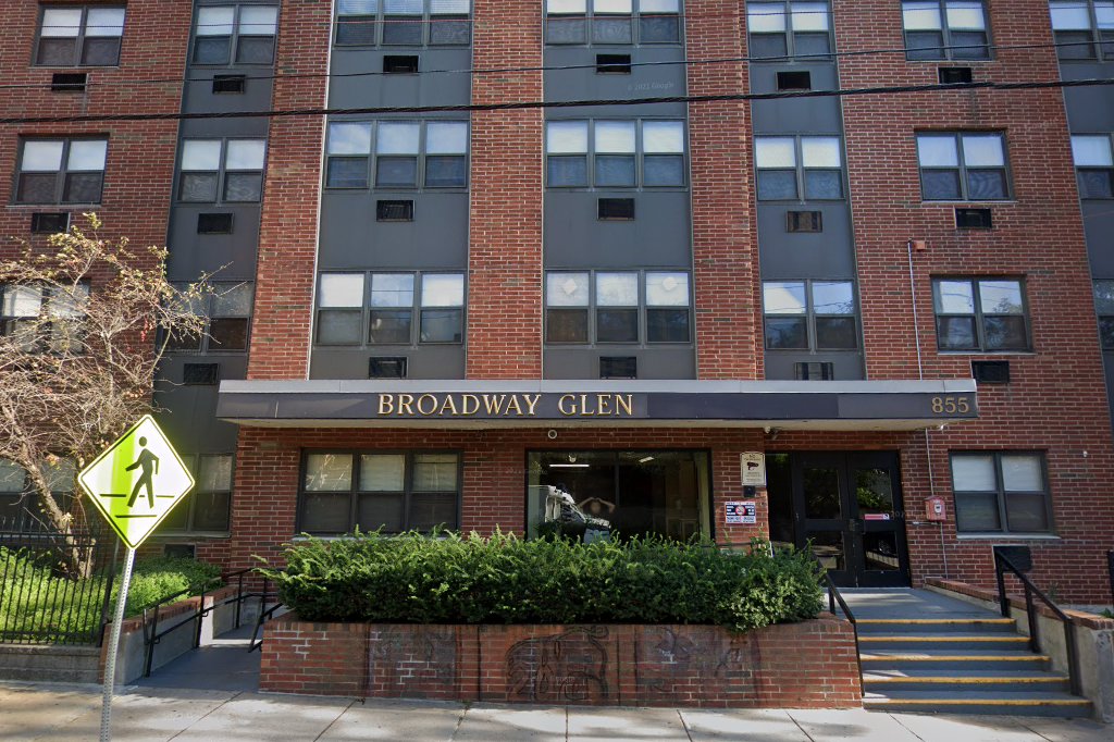 Broadway Glen