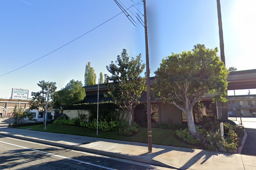 Costa Mesa Village Apartments