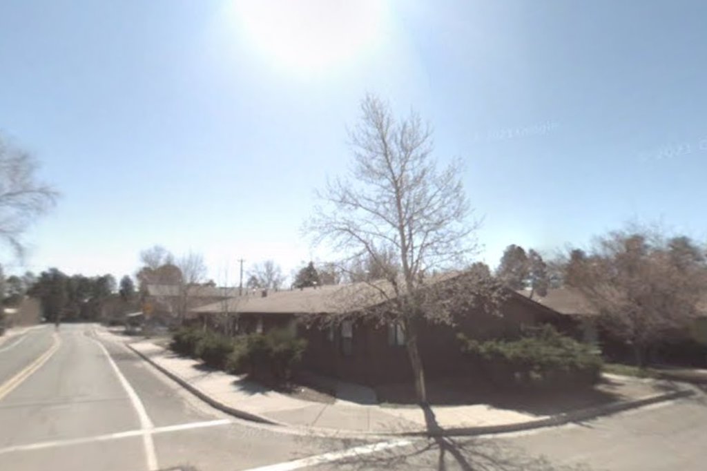 Ponderosa Plaza Apartments