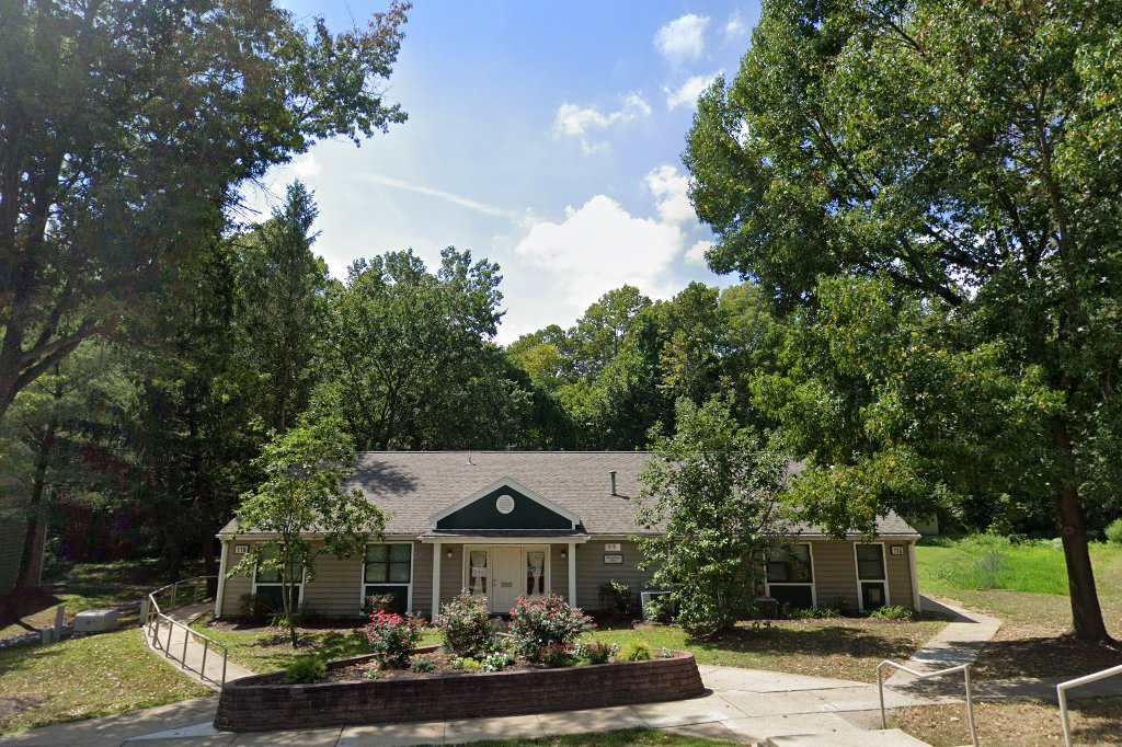 Lancaster Arms Apartments