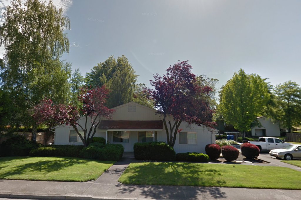 Triple J  Apartments