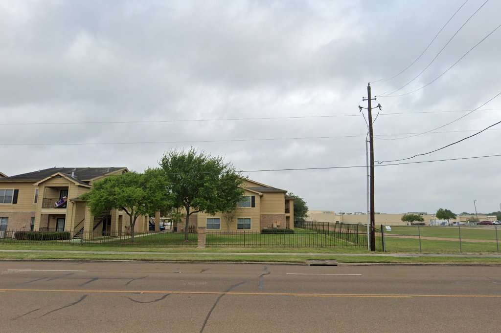 Pinnacle Pointe Apartments Victoria