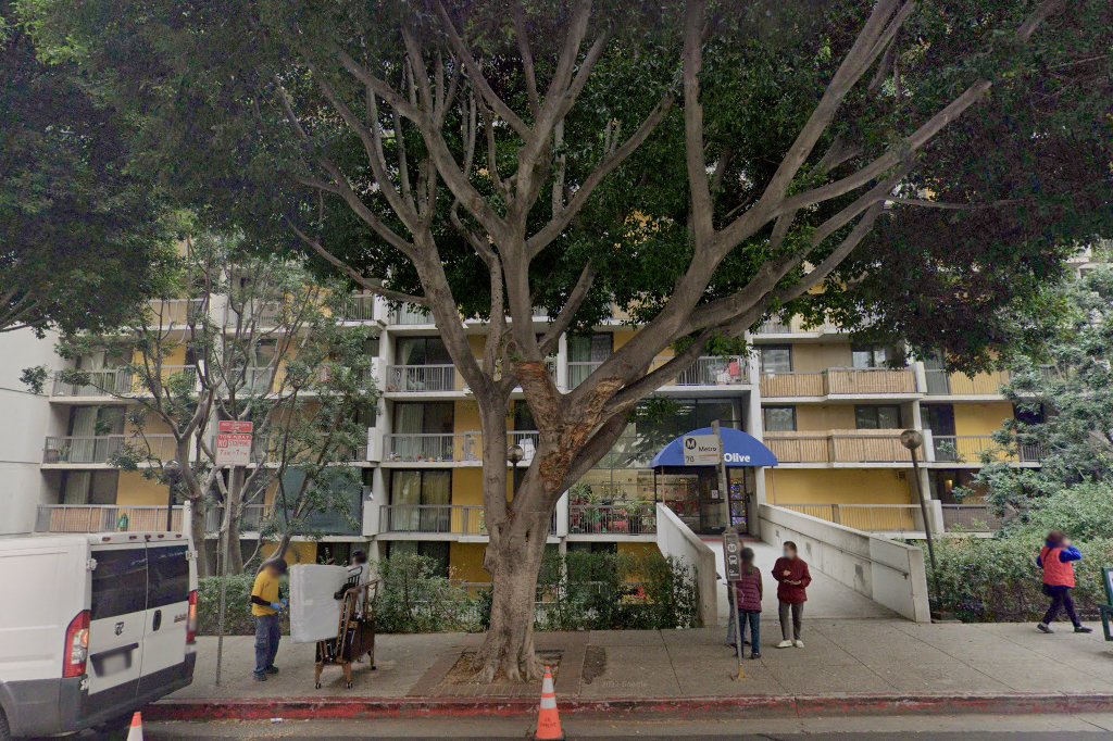 Angelus Plaza Ii
