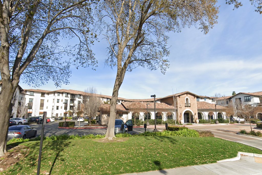 Anton Hacienda Apartments
