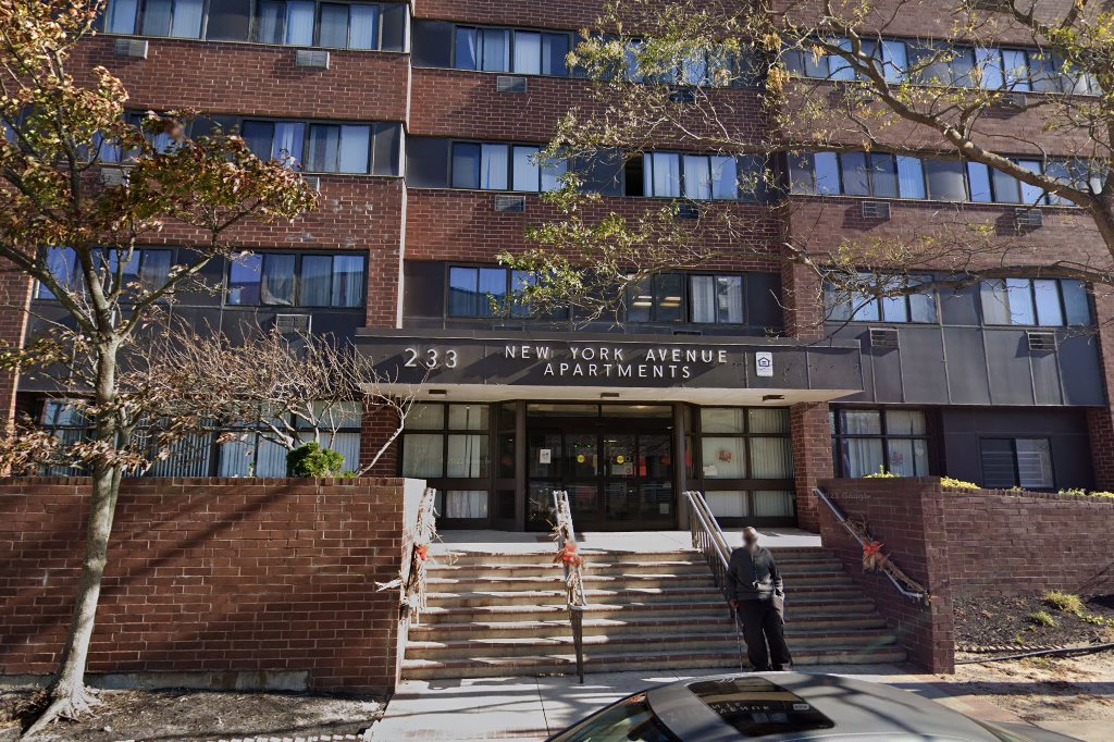 New York Avenue Apartments