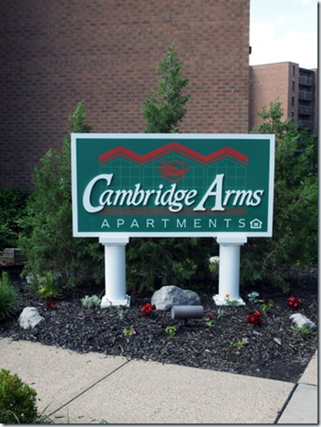 Cambridge Arms I & II