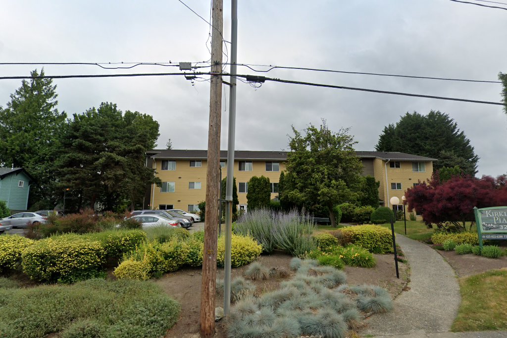 Kirkland Plaza