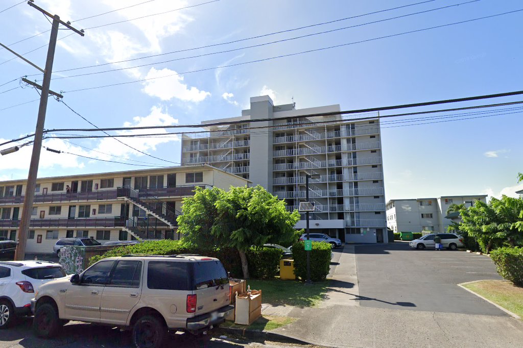 Pualani Manor