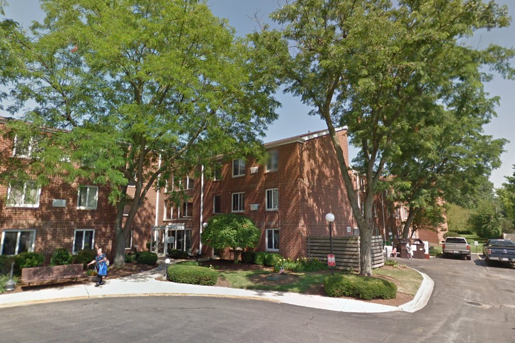 Colonial House Apartments