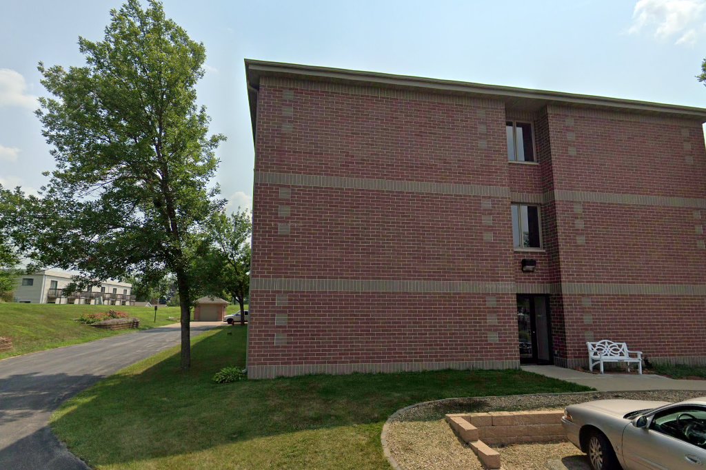 Hilltop Manor