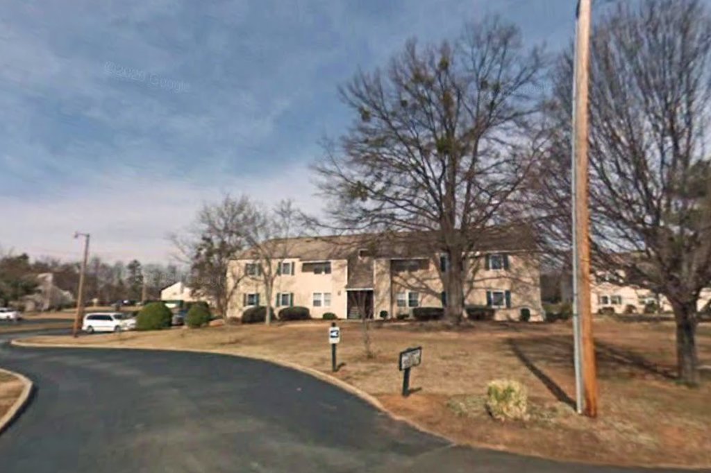 Beverly Apartments