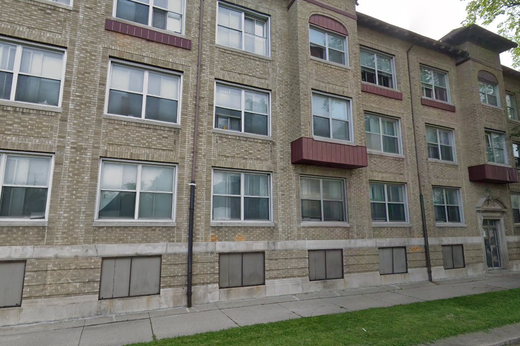 Regency Court Apartments