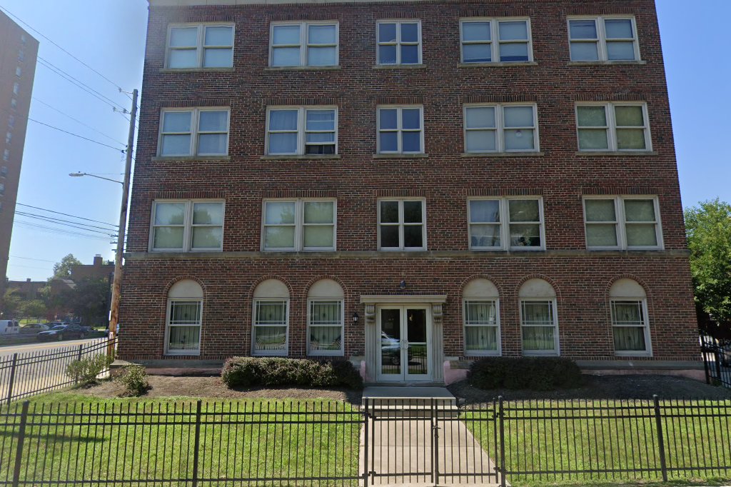 Wade Chateau Apartments