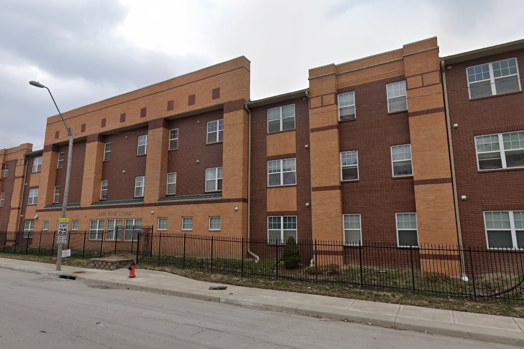 Vine Street Manor At Bethel Square
