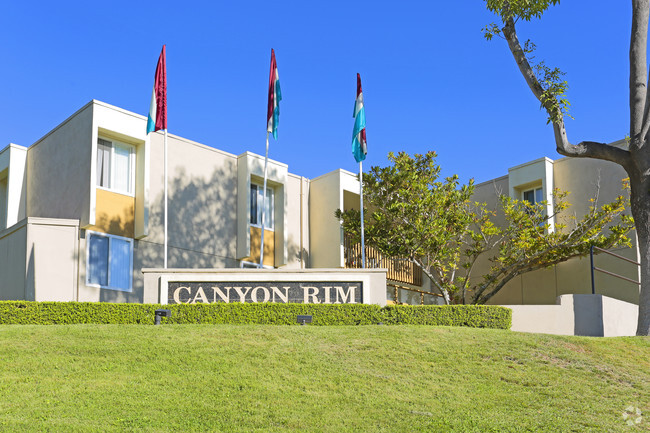 Canyon Rim Apartments