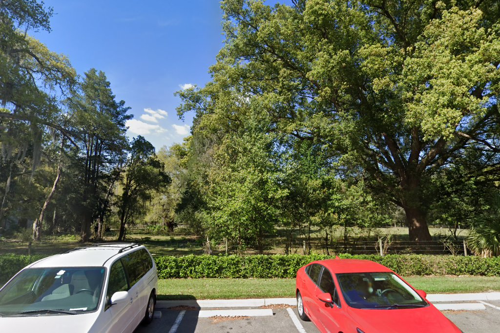 Summerset Apartments
