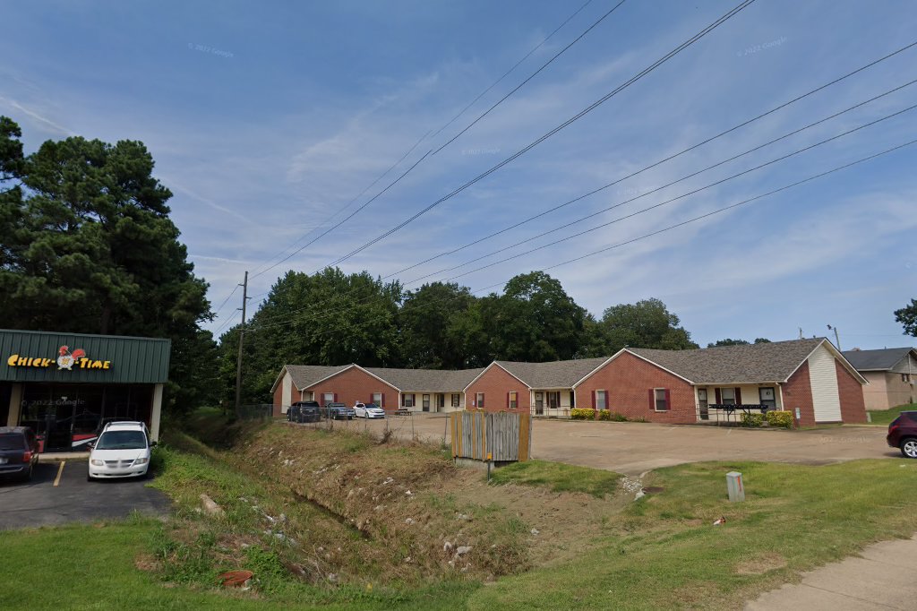 Oak Place Apartments