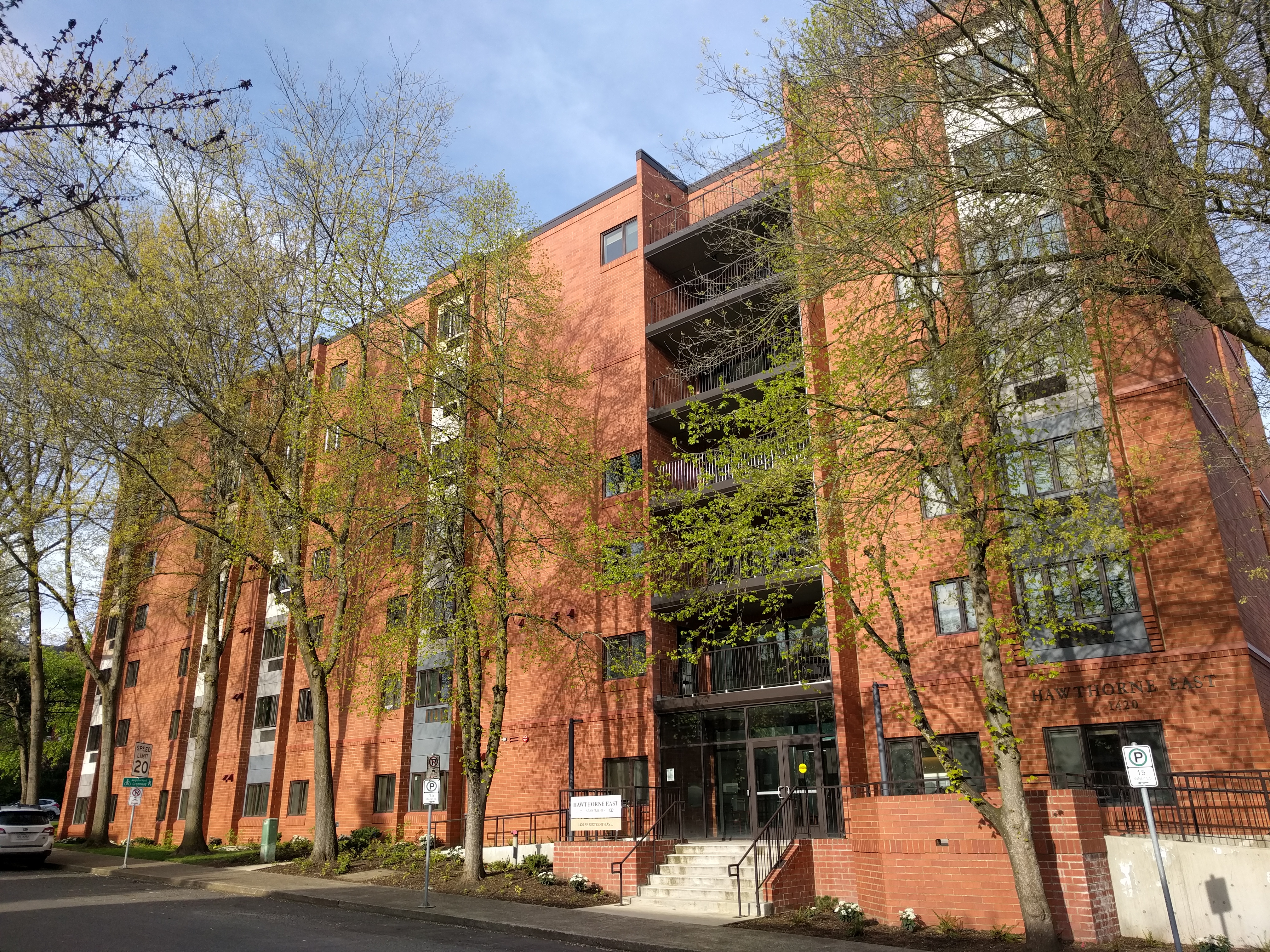 Hawthorne East Apartments