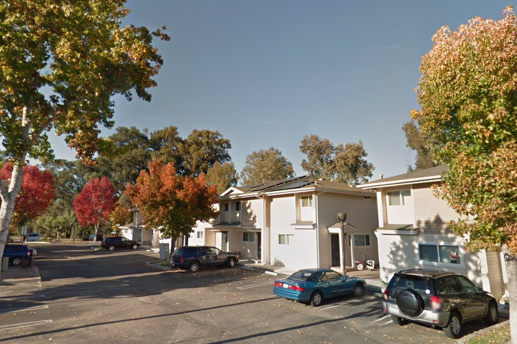 Leland Park Apartments