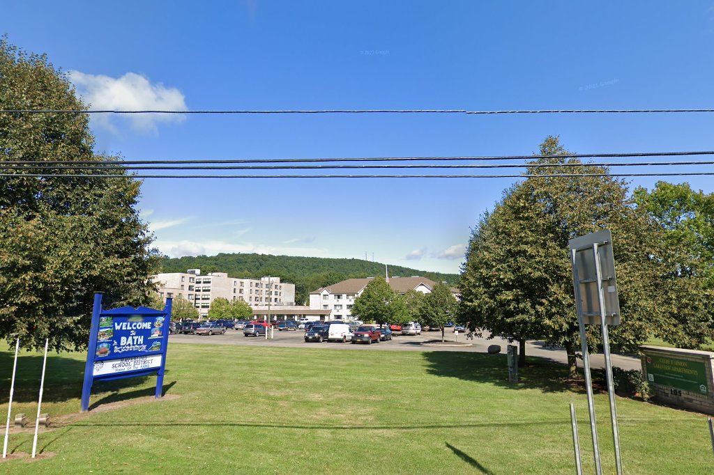Clyde F. Simon Lakeview Apts.