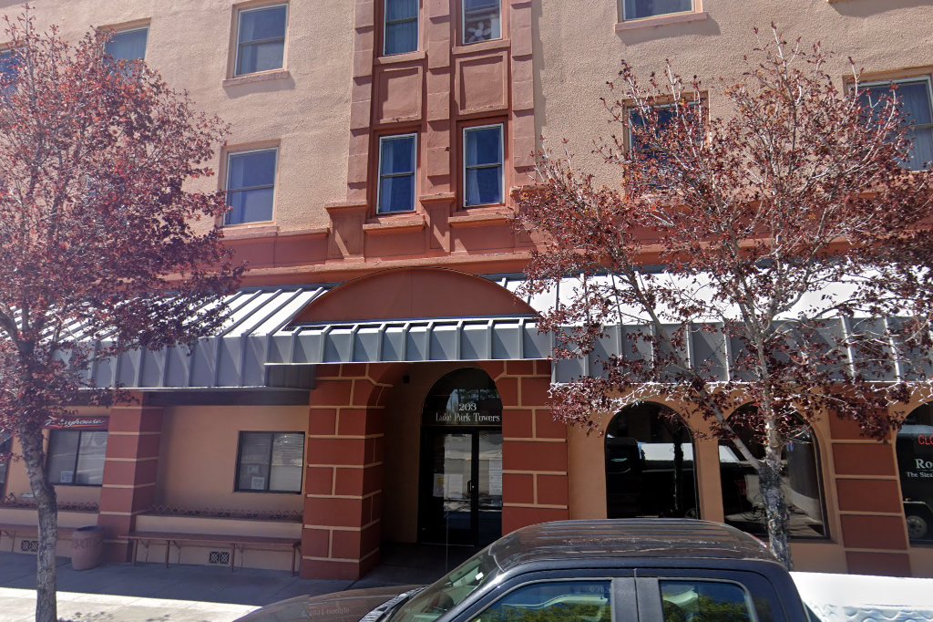 Lake Park Towers