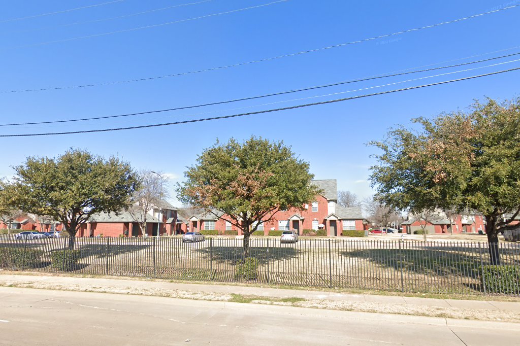 Villa Creek Apartments