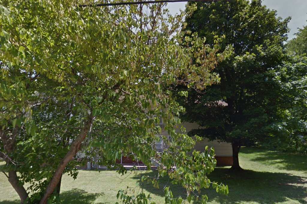 Oak Tree Apartments