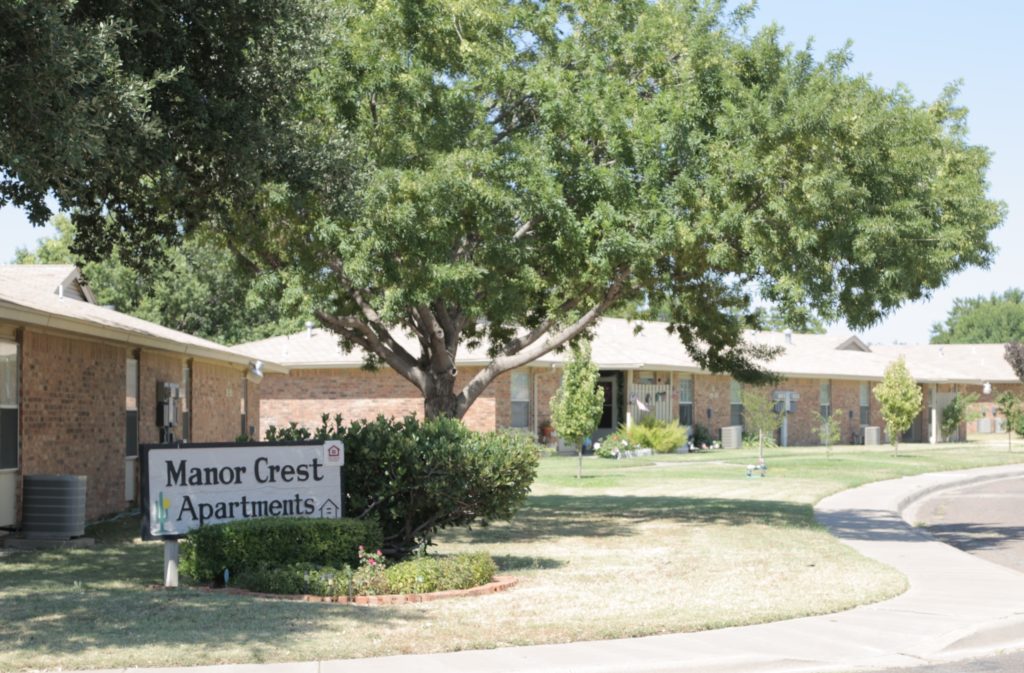 Manor Crest Apartments